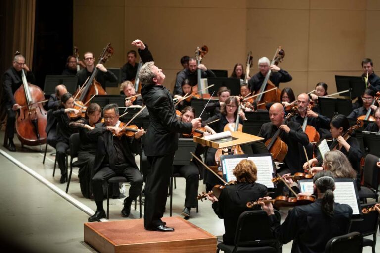 kso music director julian kuerti leads orchestra