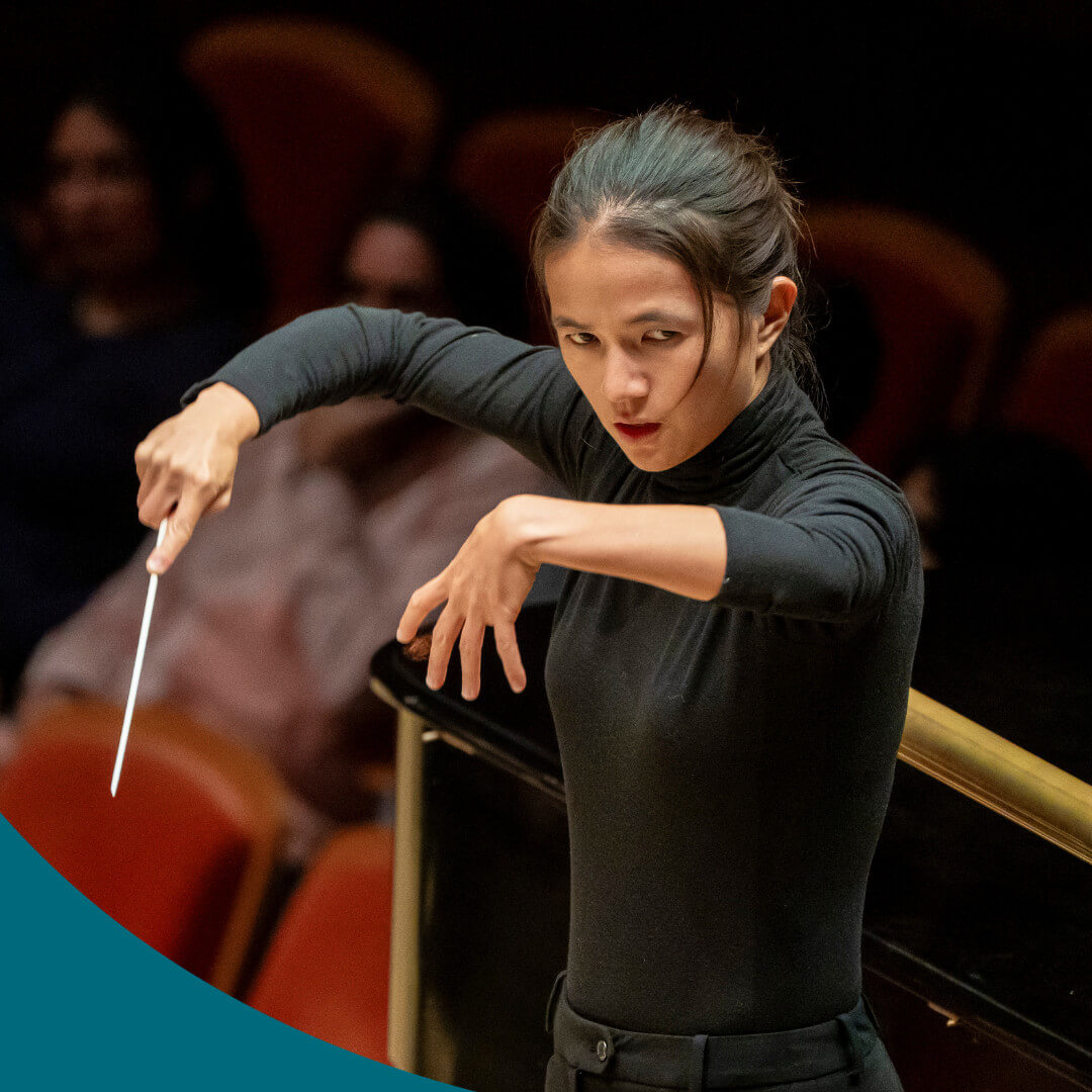 Conductor Molly Turner