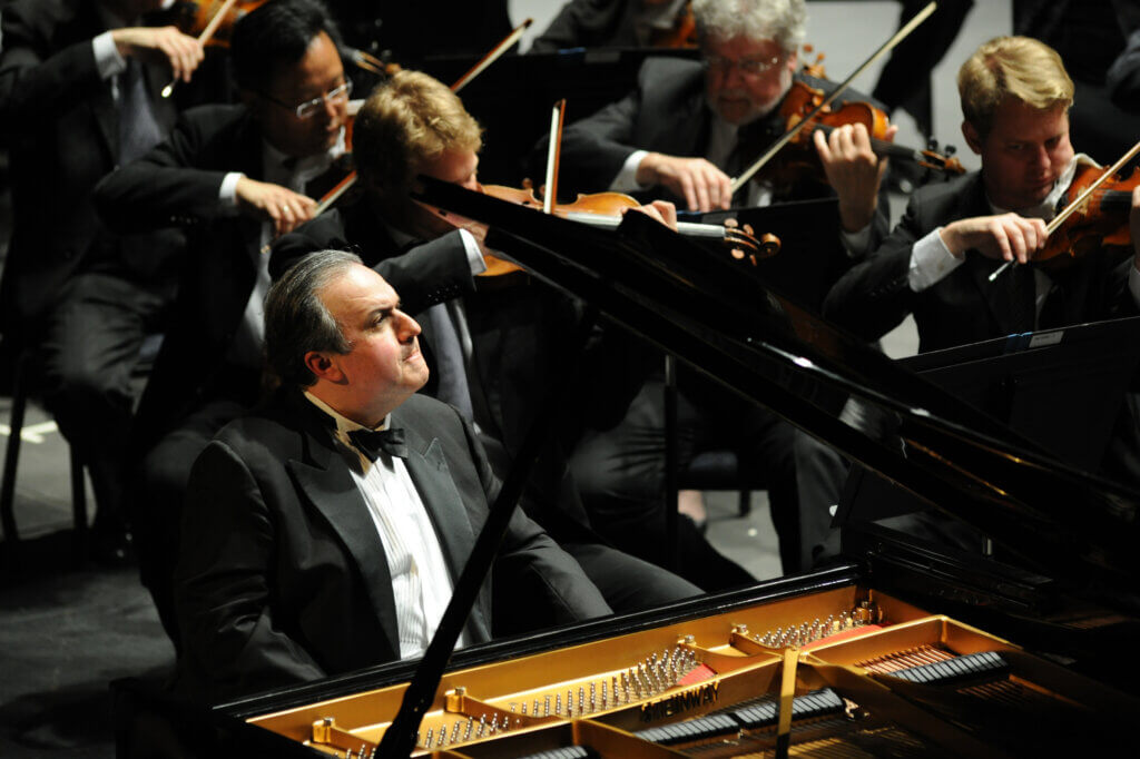 pianist yefim bronfman